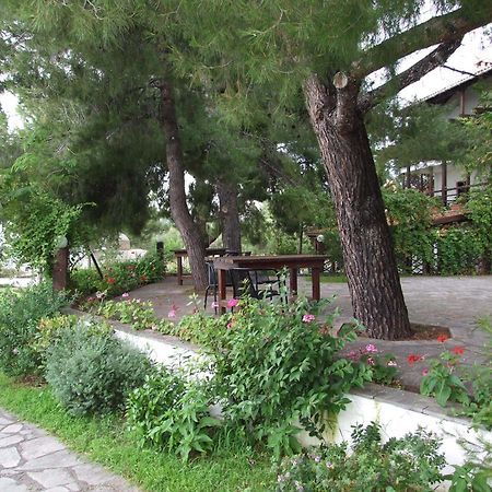 Para Thin Alos Inn Неос-Мармарас Екстер'єр фото